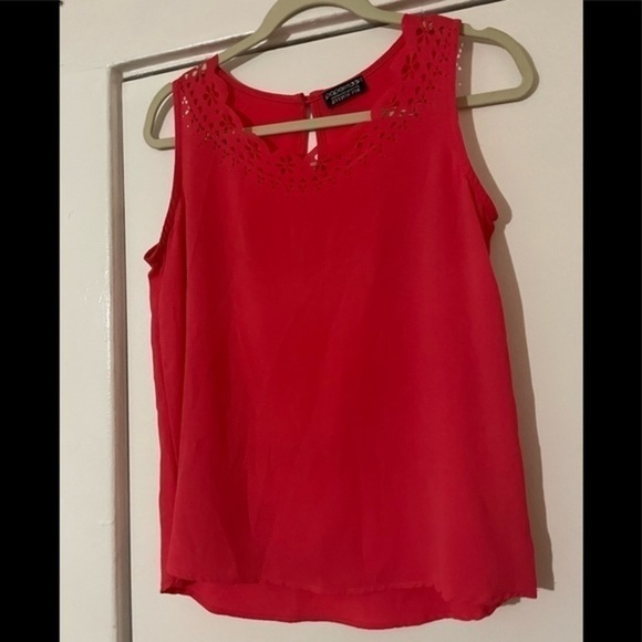 Paper moon for Stitch fix sleeveless Red/ Pink Top Size Small - Picture 3 of 9
